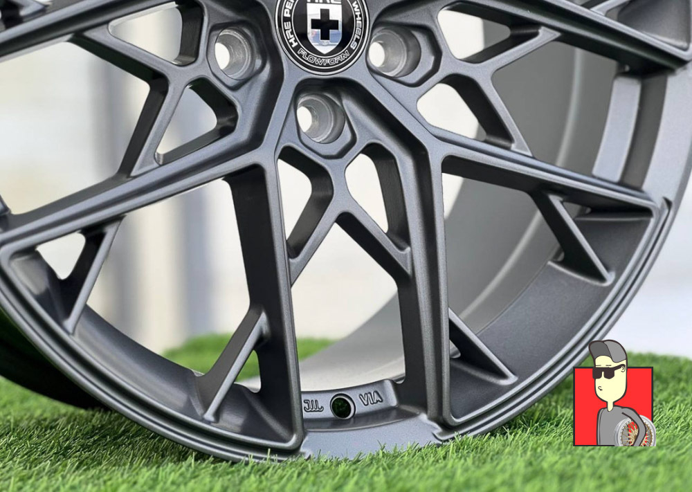Комплект дисков HRE FF10 18x8 et38 5x108