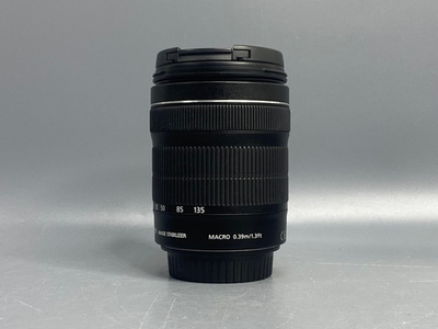 Canon EF-S 18-135mm 3.5-5.6 IS STM