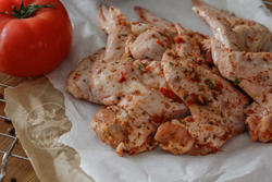 Крылья куриные, маринованные. 8 штук.