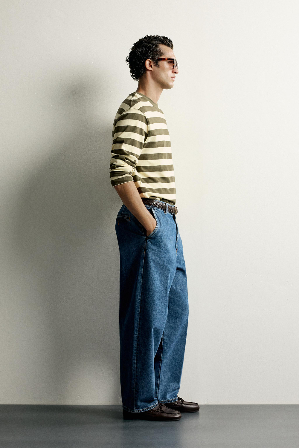 ЖАККАРДОВАЯ ФУТБОЛКА REGULAR FIT В ПОЛОСКУ — ZARA