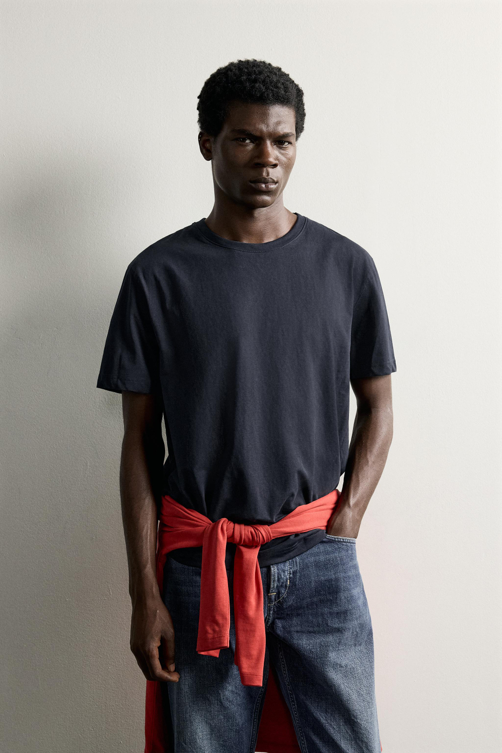 БАЗОВАЯ ФУТБОЛКА MEDIUM WEIGHT /02 — ZARA