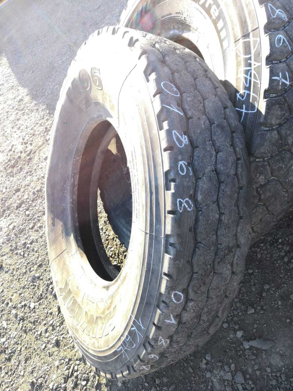 325/95R24 Hankook AM06 шина б/у