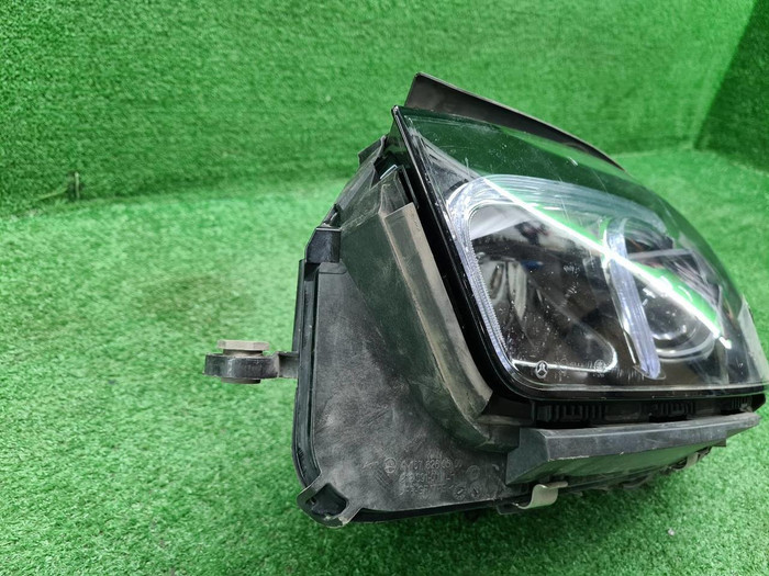 Фара левая Mercedes GLE V167 (2018-2024) LED