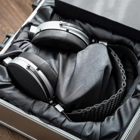 MoonDrop Skyland Black/Silver