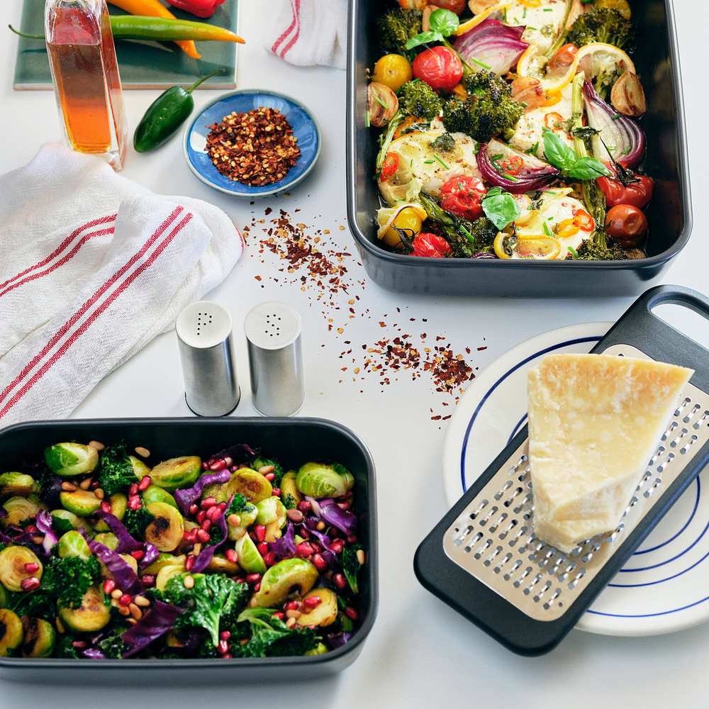 IKEA PLATS (ИКЕА ПЛАТС) — Шейкеры для соли и перца, 2 штуки, нержавеющая сталь, фото 4
