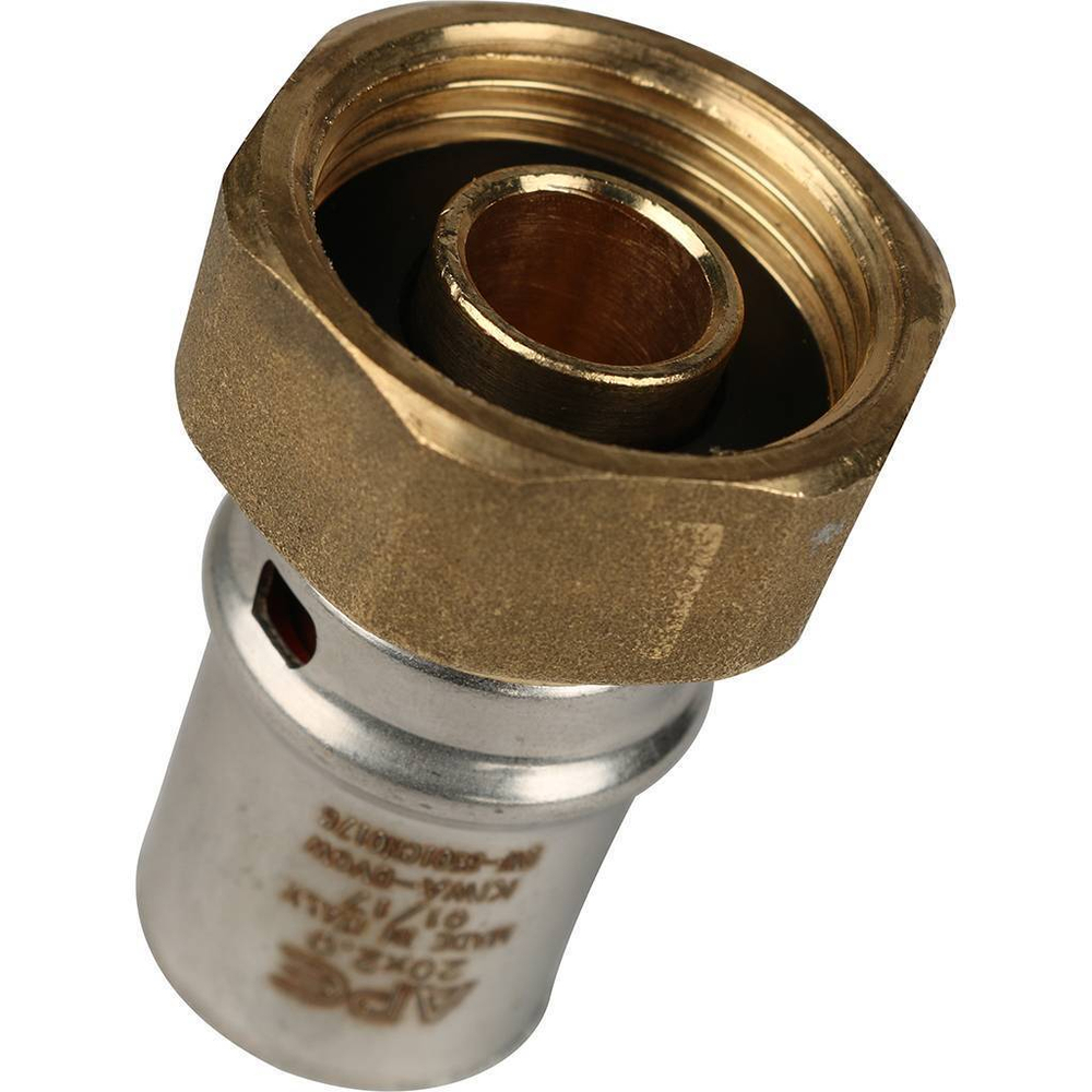 Переходник с накидной гайкой 3/4"x20