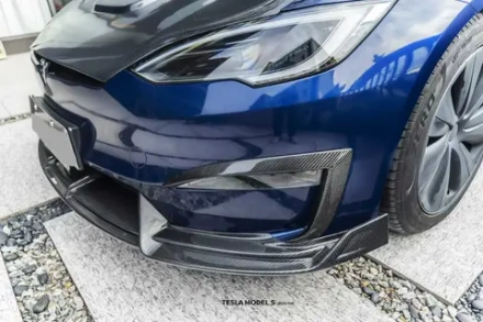 Карбоновый обвес для Tesla Model S 2021+ Тесла С диффузор спойлер губа переднего бампера боковые юбки