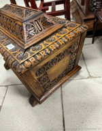 Старинная большая шкатулка
