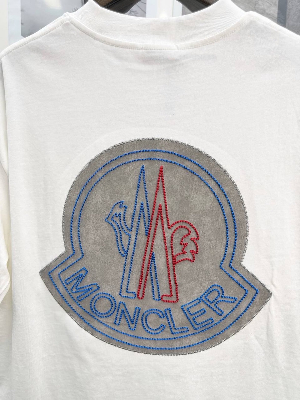 Футболка Moncler