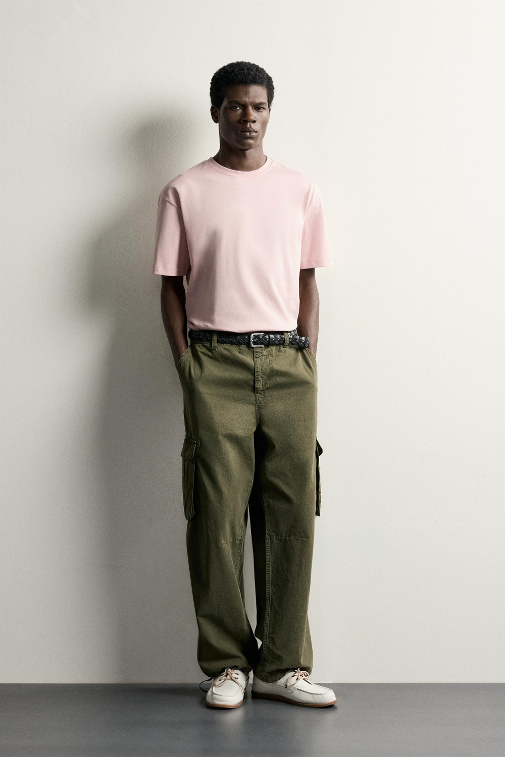 БАЗОВАЯ ФУТБОЛКА HEAVYWEIGHT /03 — ZARA