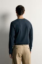 НАБОР ИЗ 3 БАЗОВЫХ ФУТБОЛОК SLIM FIT С ДЛИННЫМИ РУКАВАМИ — ZARA