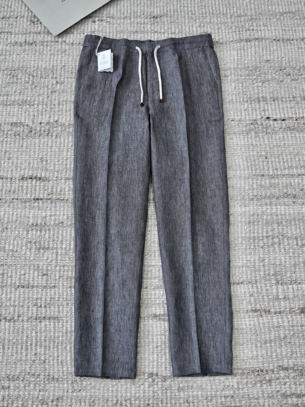 Льняной костюм Brunello Cucinelli