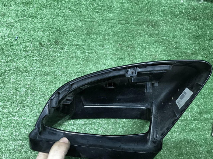 Крышка зеркала правая Mercedes M GLE W166 (11-18)
