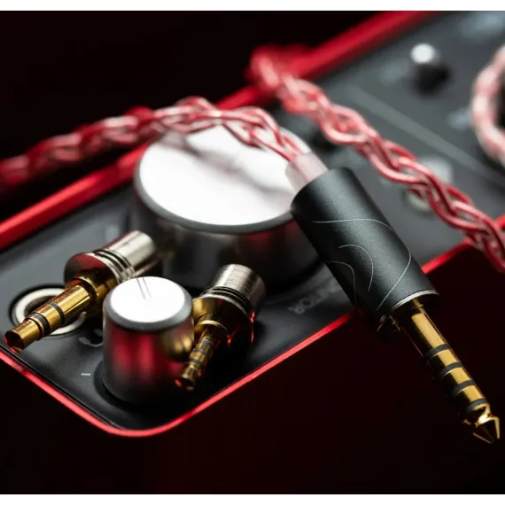 FATfreq Scarlet Mini Universal Red