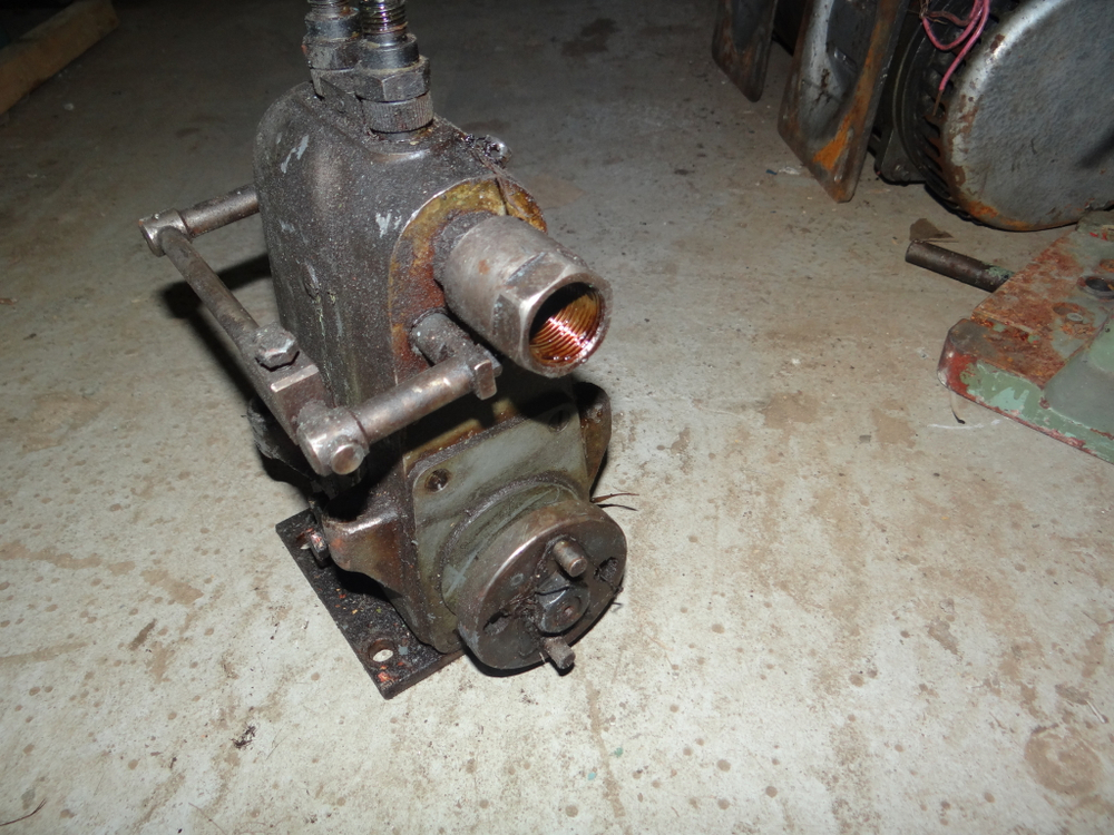 Топливный насос высокого давления (ТНВД) Bosch PE 2B 80D 400 S76