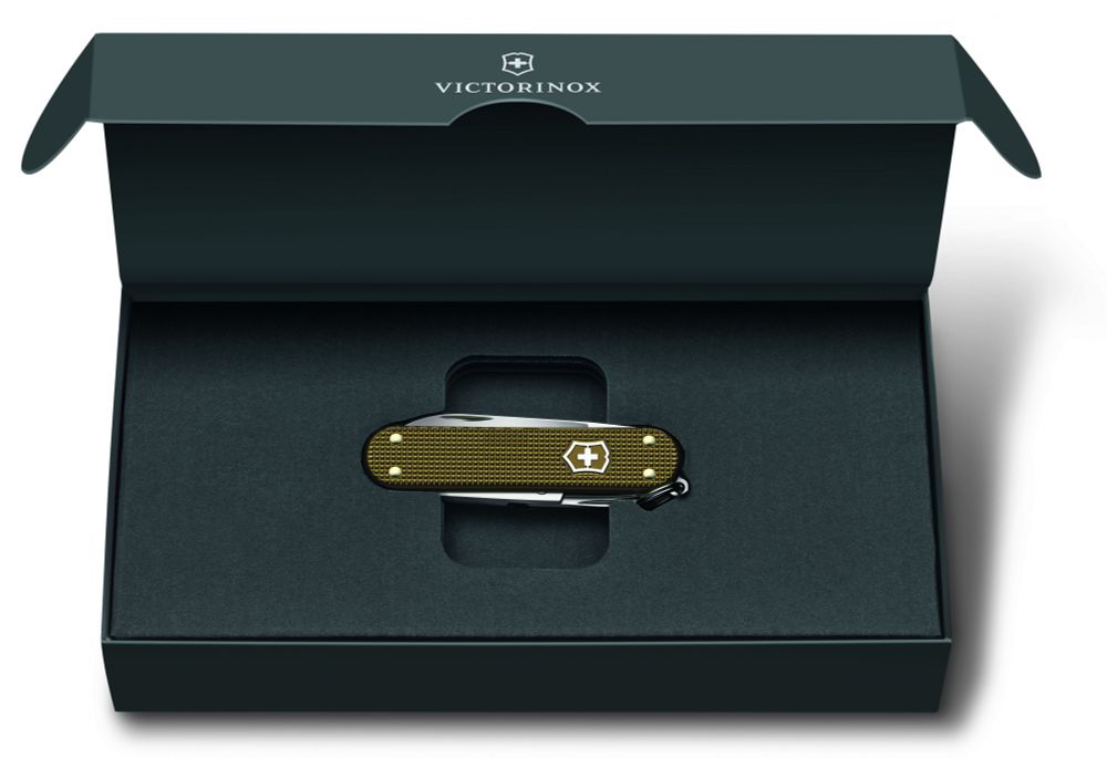 Нож перочинный Victorinox Classic SD Alox L E 2024 (0.6221.L24) 3