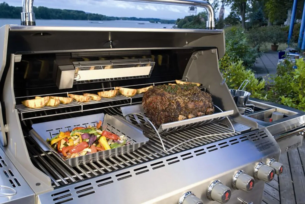 Газовый гриль Weber Summit S-670 GBS (стальной)