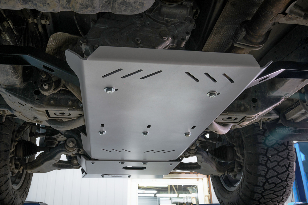 Защита картера двигателя и КПП BMS для Тойота FJ Cruiser