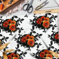 Ткань флис цветы с черными листиками
