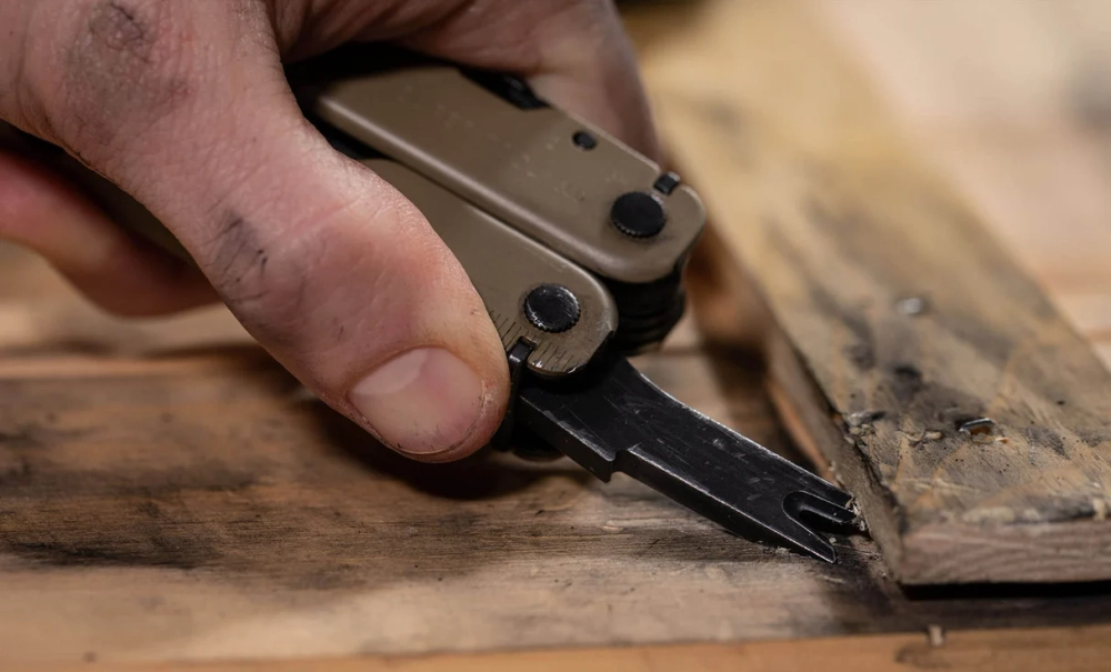 Мультитул LEATHERMAN SUPER TOOL 300M Coyote (molle чехол, набор бит)