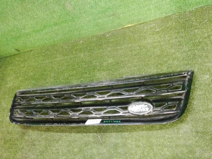 Решетка радиатора Land-Rover Discovery 5 L462 (2016-2021)