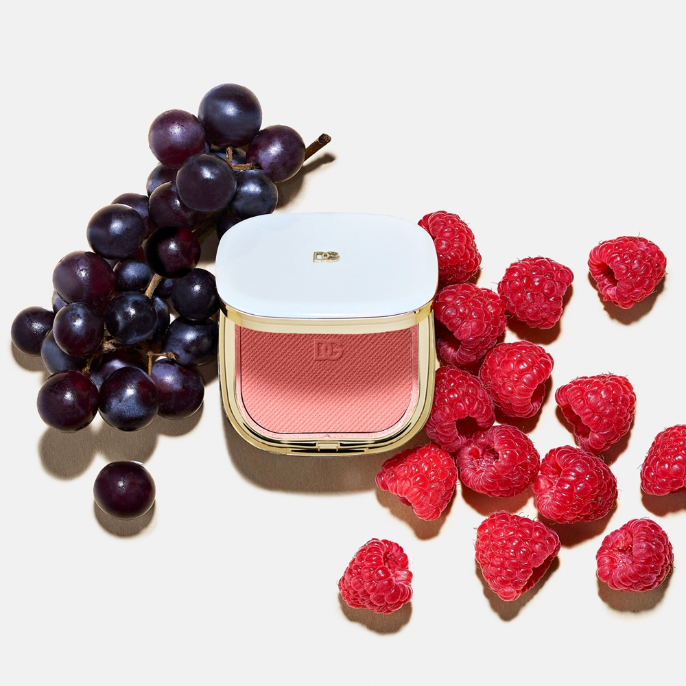 Dolce&Gabbana Classic Cheeks&Eyes Match - Румяна для щек оттенок 05 WONDERFUL STRAWBERRY, 8 g