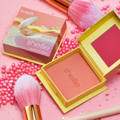 Shellie — румяна «Розовый коралл» в натуральном оттенке - SEPHORA - BENEFIT -