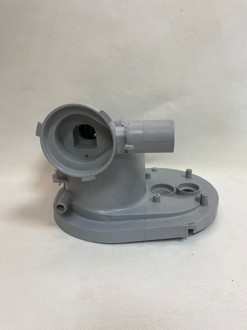 LDF12314EXEU ктпч28 Чаша поддона для посудомоечных машин Ariston C00346456 б/у