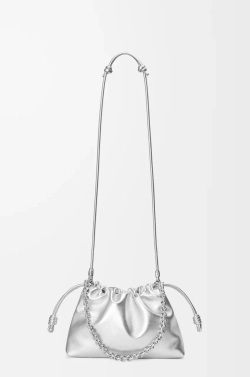 Loewe Средняя сумка-клатч Flamenco из ламинированной овечьей кожи, серебряный