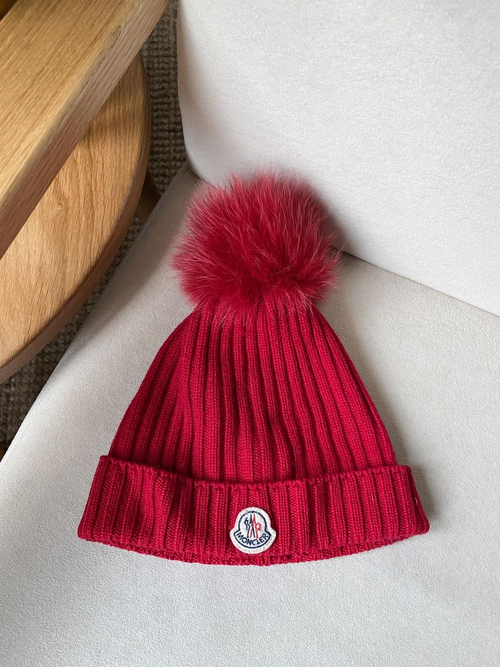 Шапка Moncler на 3-4 года