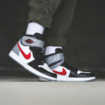 Jordan 1 High FlyEase Particle Grey GS