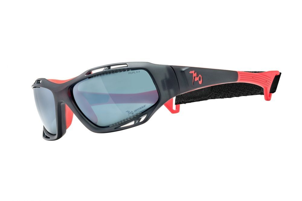 Спортивные очки 720armour Stingray / Matte Crystal Black / Polarized Platinum Grey Ti Lens