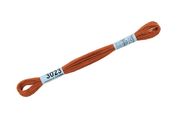 Мулине Gamma 100% хлопок, цв.3023 рыже-коричневый, 24 мотка по 8 метров