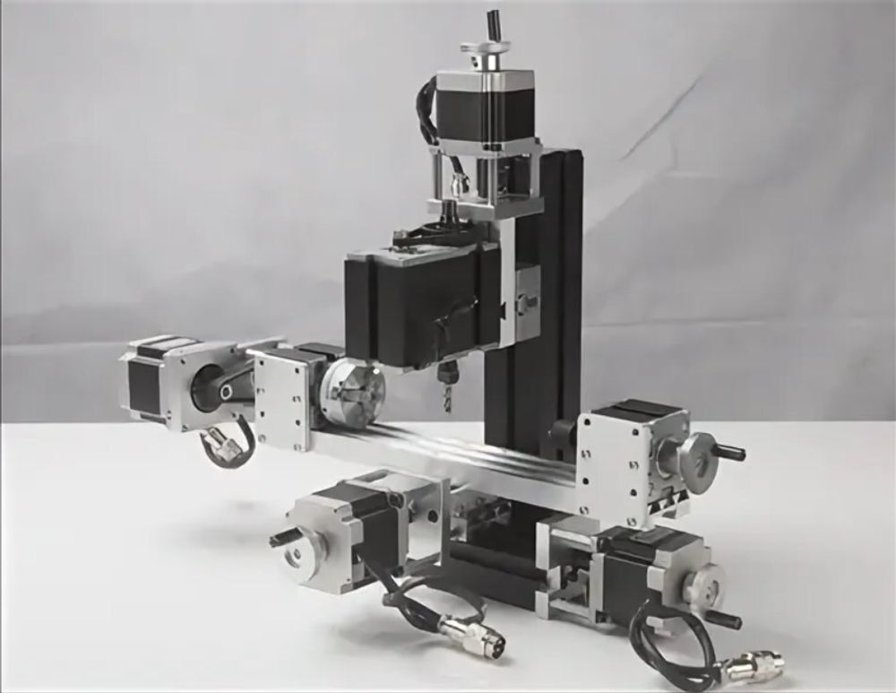 Модульный фрезерный станок с ЧПУ TRIOD MMM-CNC4 Модульный фрезерный станок с ЧПУ TRIOD MMM-CNC4
