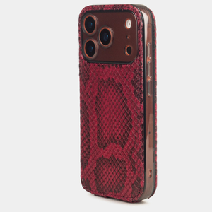 Чехол для iPhone 17 Pro Max - кожа питона, малина