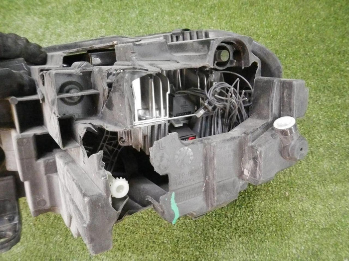 Битая Фара правая VW Polo 6 (2020-н.в.) LED