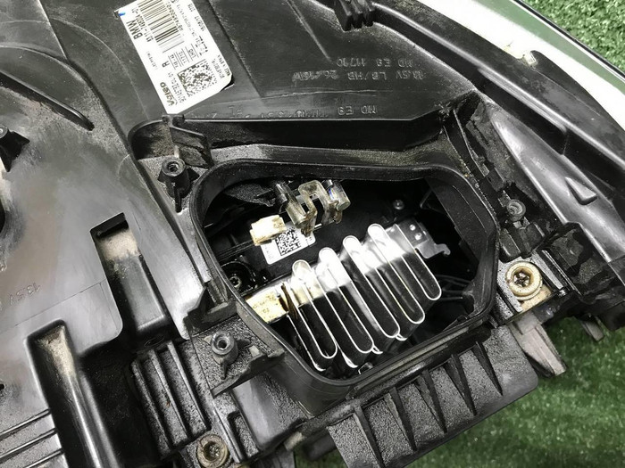 Фара правая BMW X1 F48 (2015-2019) LED