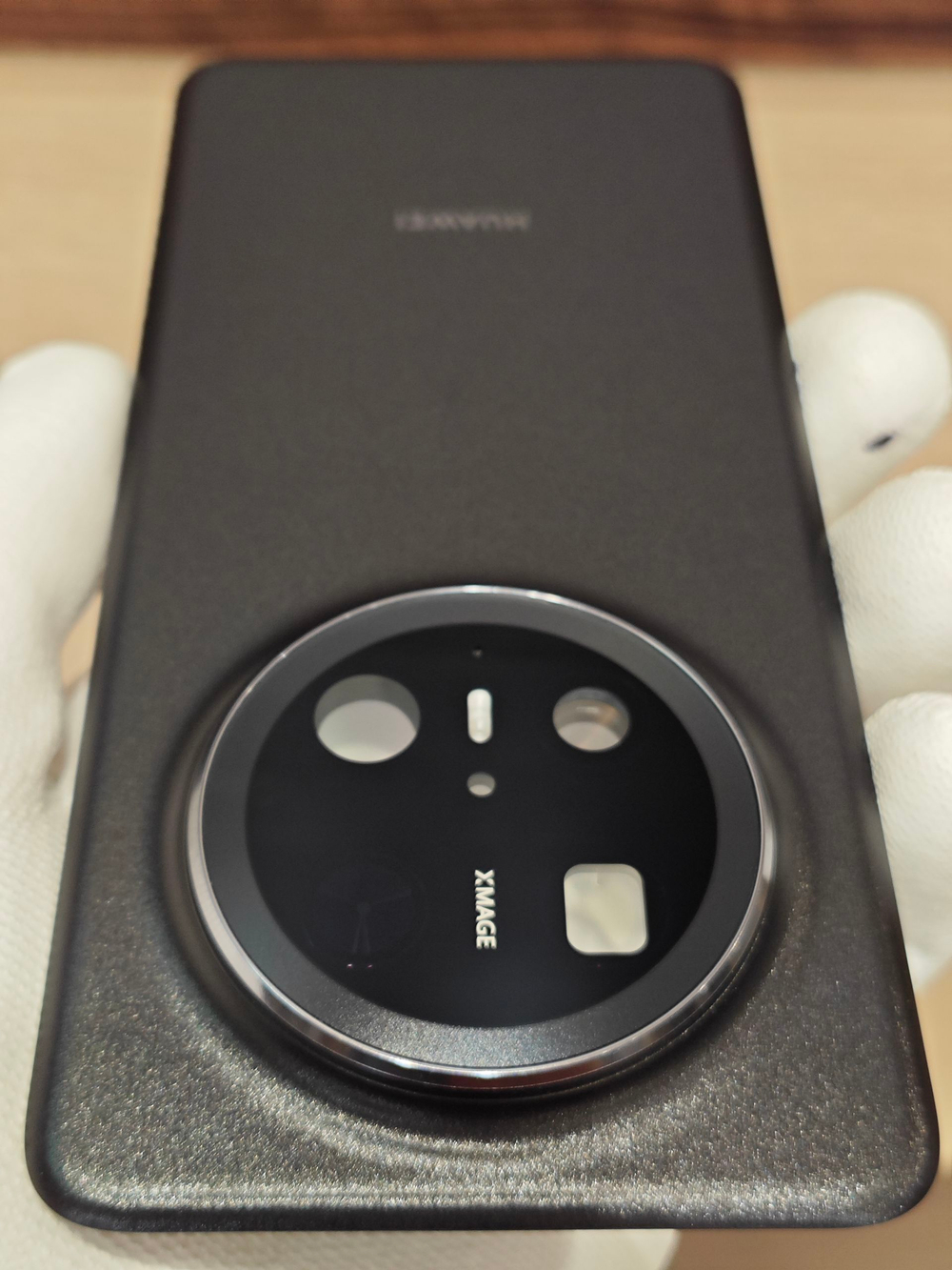 Задняя крышка OPИГИHAЛ для HUAWEI Mate 70 Pro (PLR-L29) - задняя пластиковая панель. Цвет: Светло Зелёный / Green