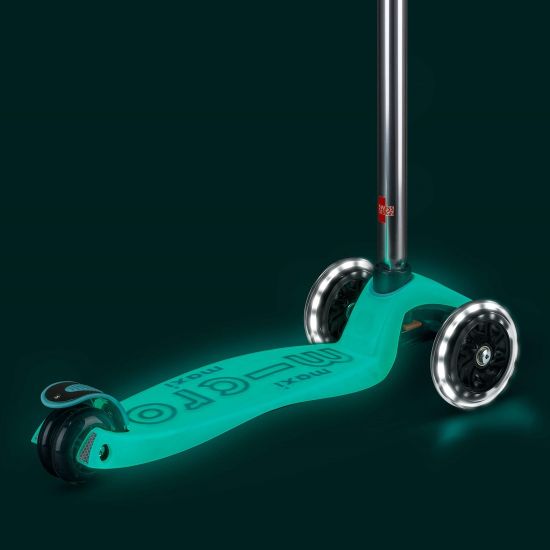 Самокат Maxi Micro Deluxe Glow LED Green