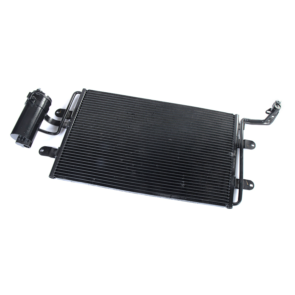 Радиатор кондиционера SKODA Octavia 962010/VW Golf IV GANZ GIC06114