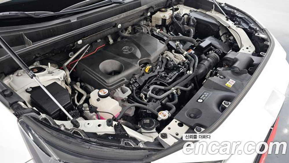 Toyota RAV4 2.5 2WD Hybrid — 2019