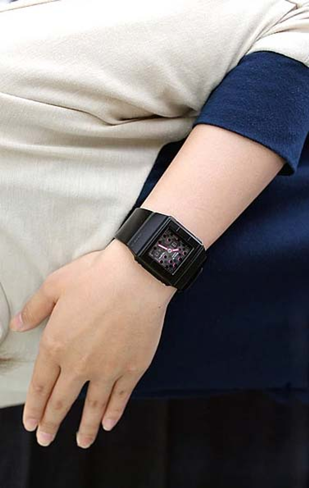 Часы Casio BGA-200DT-1E