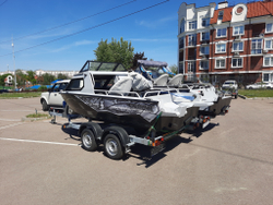 Алюминиевая моторная лодка Berkut L-HT PRO