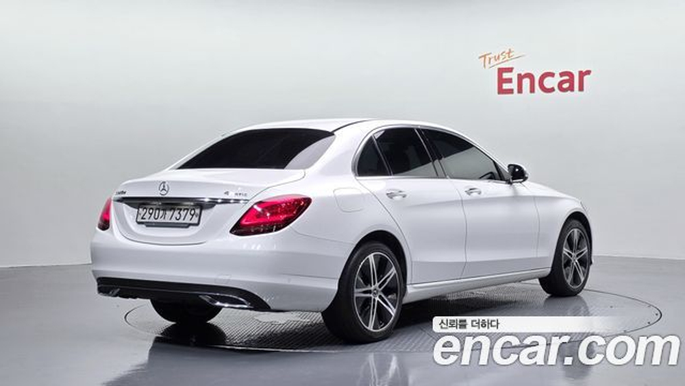 Mercedes-Benz C-Class C220 d 4MATIC Exclusive — 2019