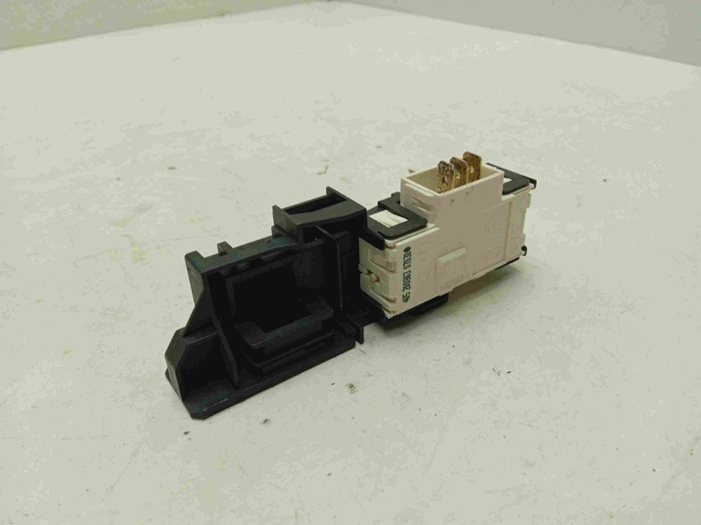 WM-E712SMA/WW кт194 Блокировка люка для стиральной машины Dexp WM-E712SMA/WW б/у
