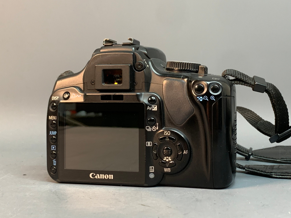 Canon EOS 400D kit EF-S 18-55mm 3.5-5.6 ll