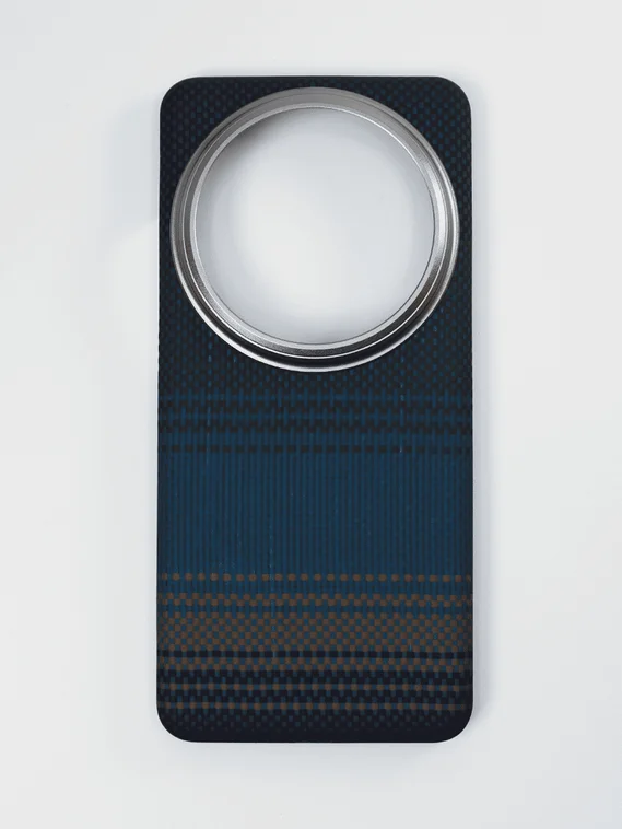 Карбоновый чехол для XiaoMi 15 Ultra с MagSafe ночной-синий (Night-Blue)