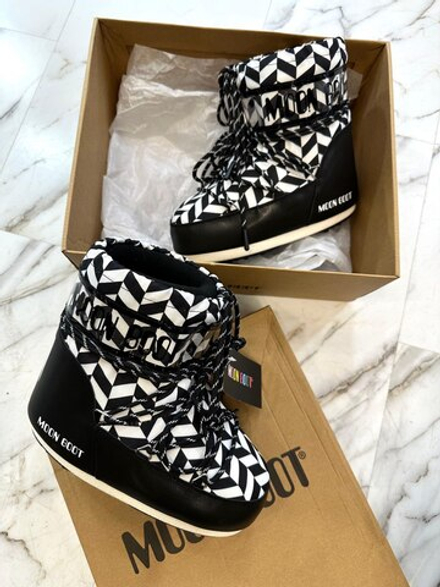 Дутики Moon Boot