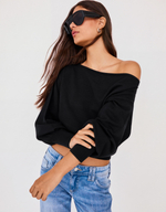 Женский свитер с асимметричным вырезом - BERSHKA