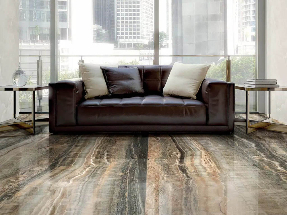 ECCENTRIC LUXE